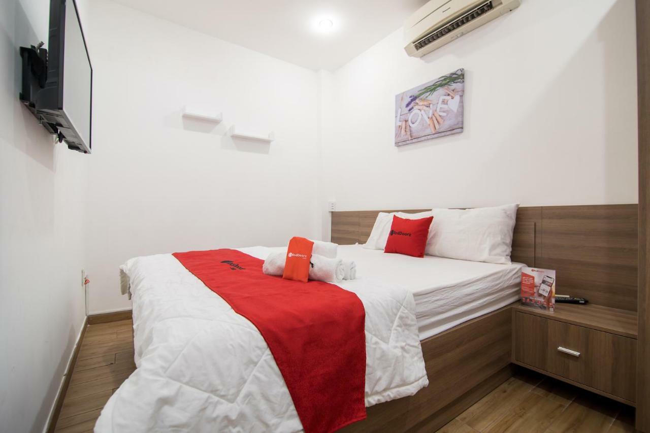 Reddoorz Plus Near Tan Dinh Market Ho Chi Minh City Exterior photo